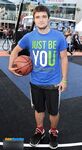 Josh Hutcherson 2026_1