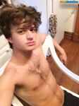 Joe Keery 2026_1