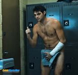 Noah Centineo 2022_1