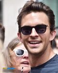 Jonathan Bailey 2026_1