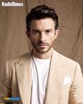 Jonathan Bailey 2026_1