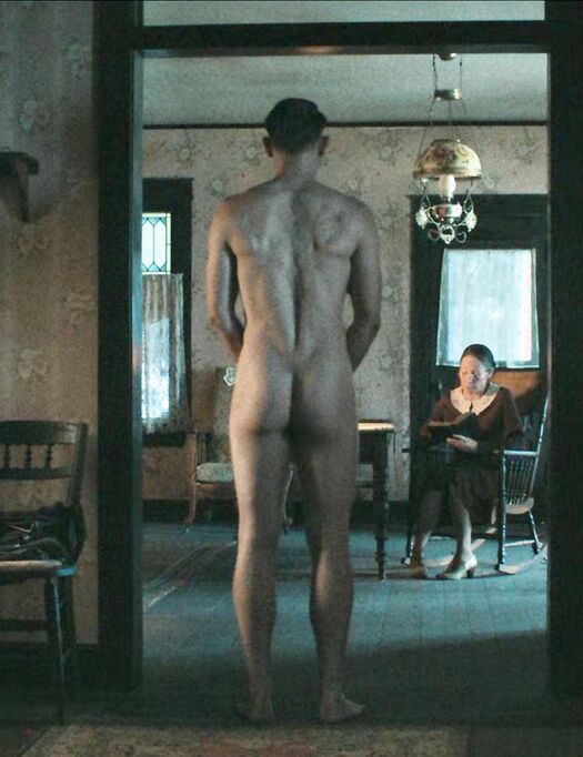 Charlie Hunnam 2022_3